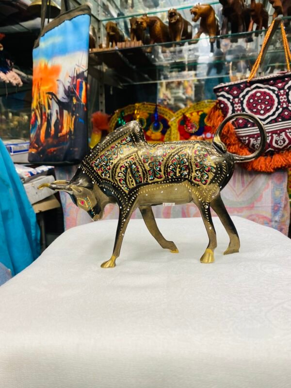 Brass Aggressive Bull – Small Sculpture