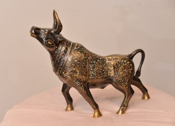Brass Bull – Classic Figurine